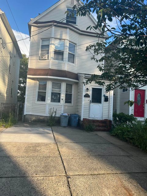 602 Avenue E, Bayonne, NJ 07002 - MLS#: 240016671