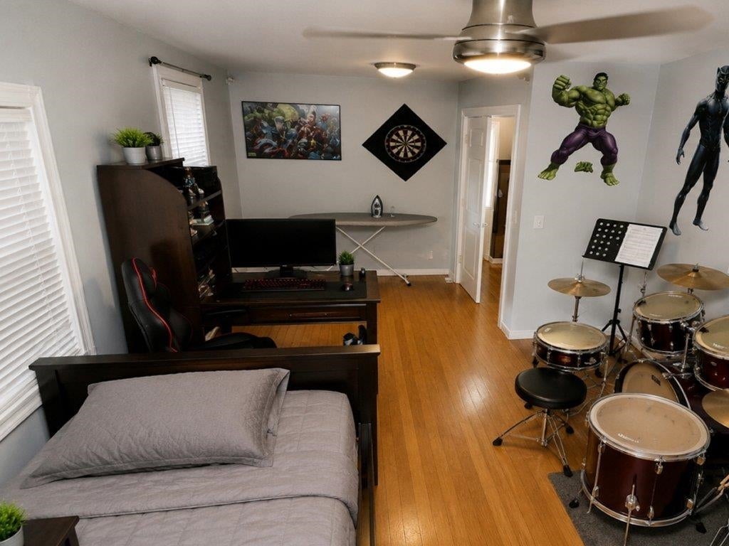 328 LIBERTY AVE