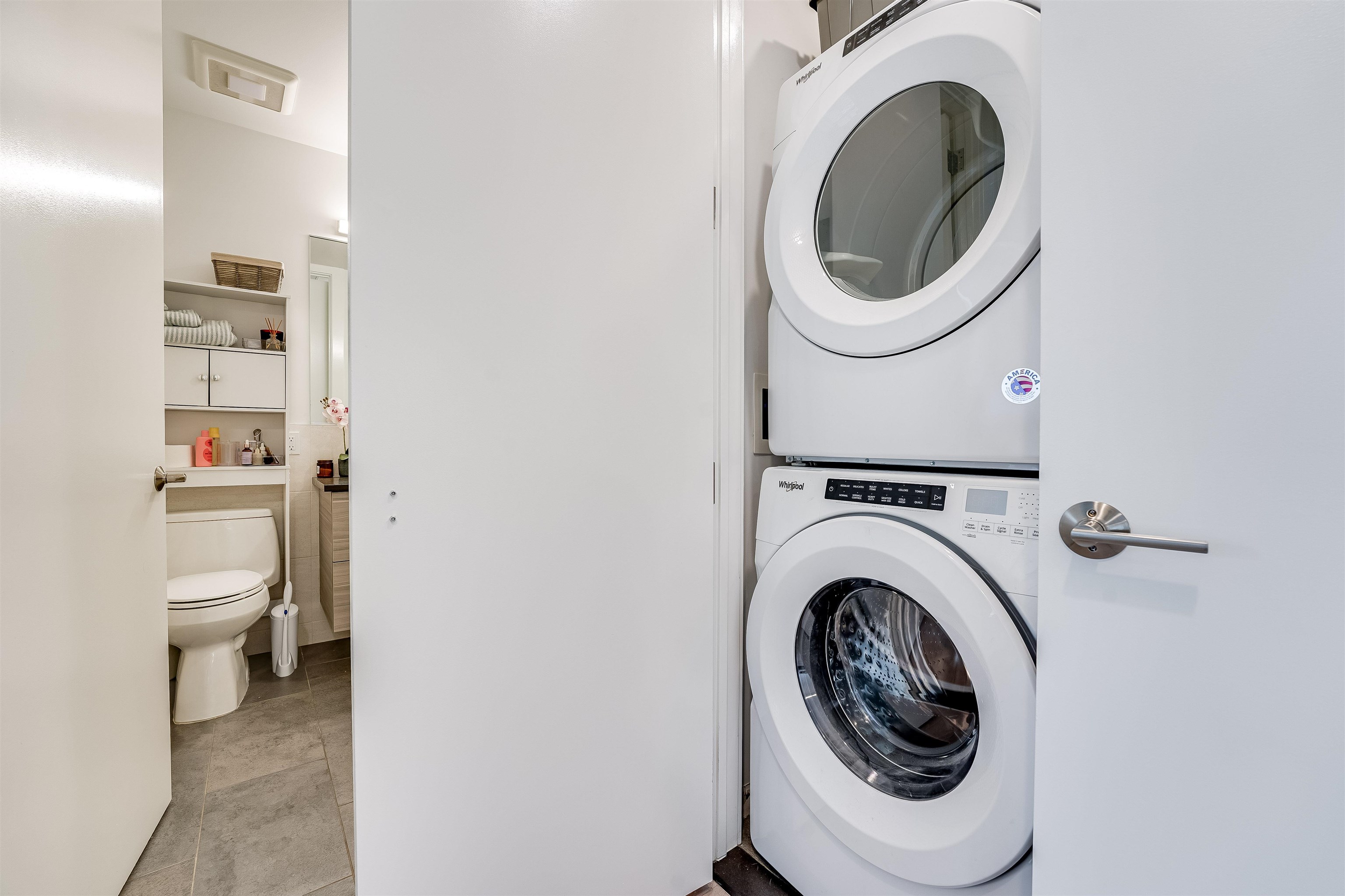 332 Newark Ave #2D, Jersey City, New Jersey image 12