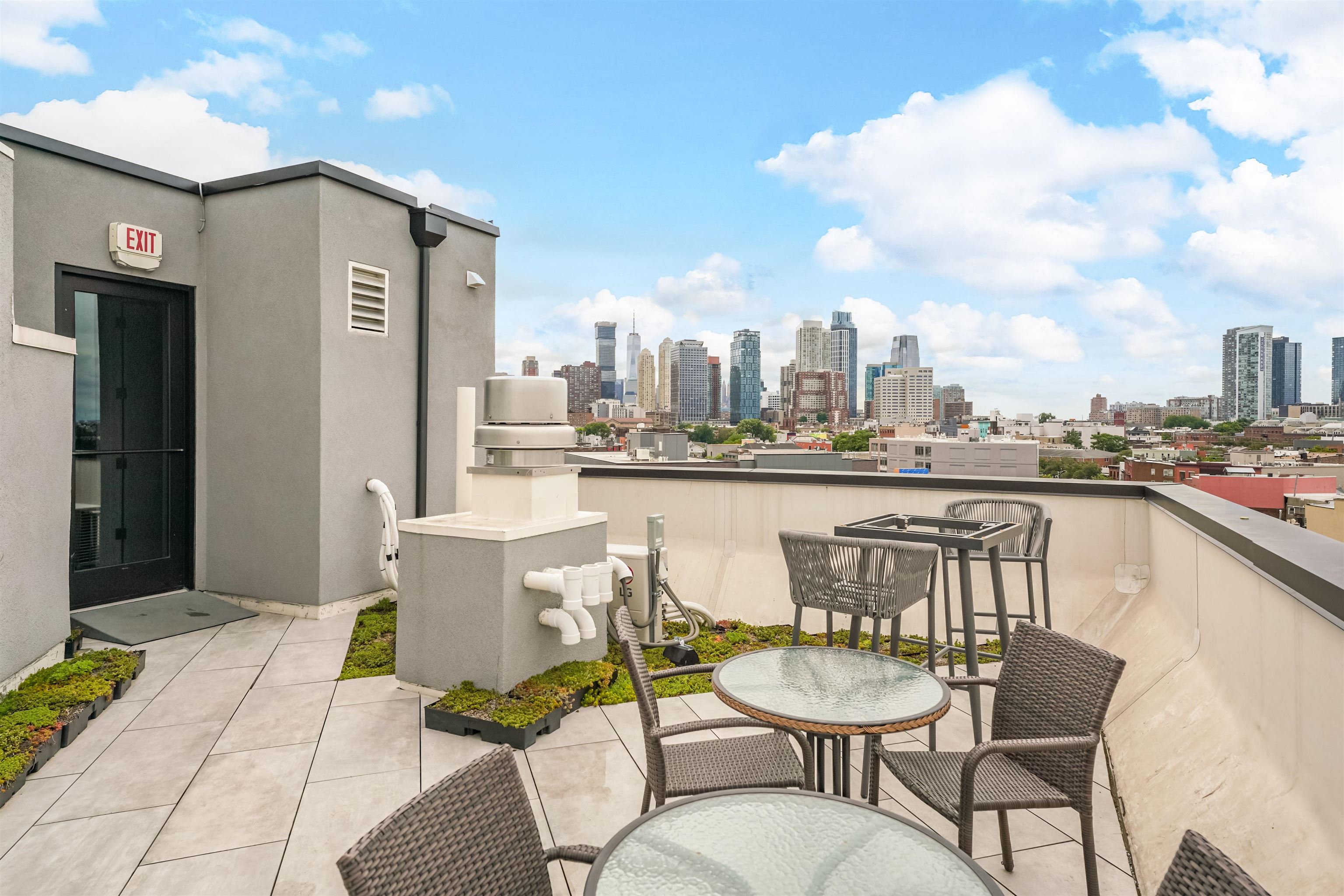 332 Newark Ave #2D, Jersey City, New Jersey image 20