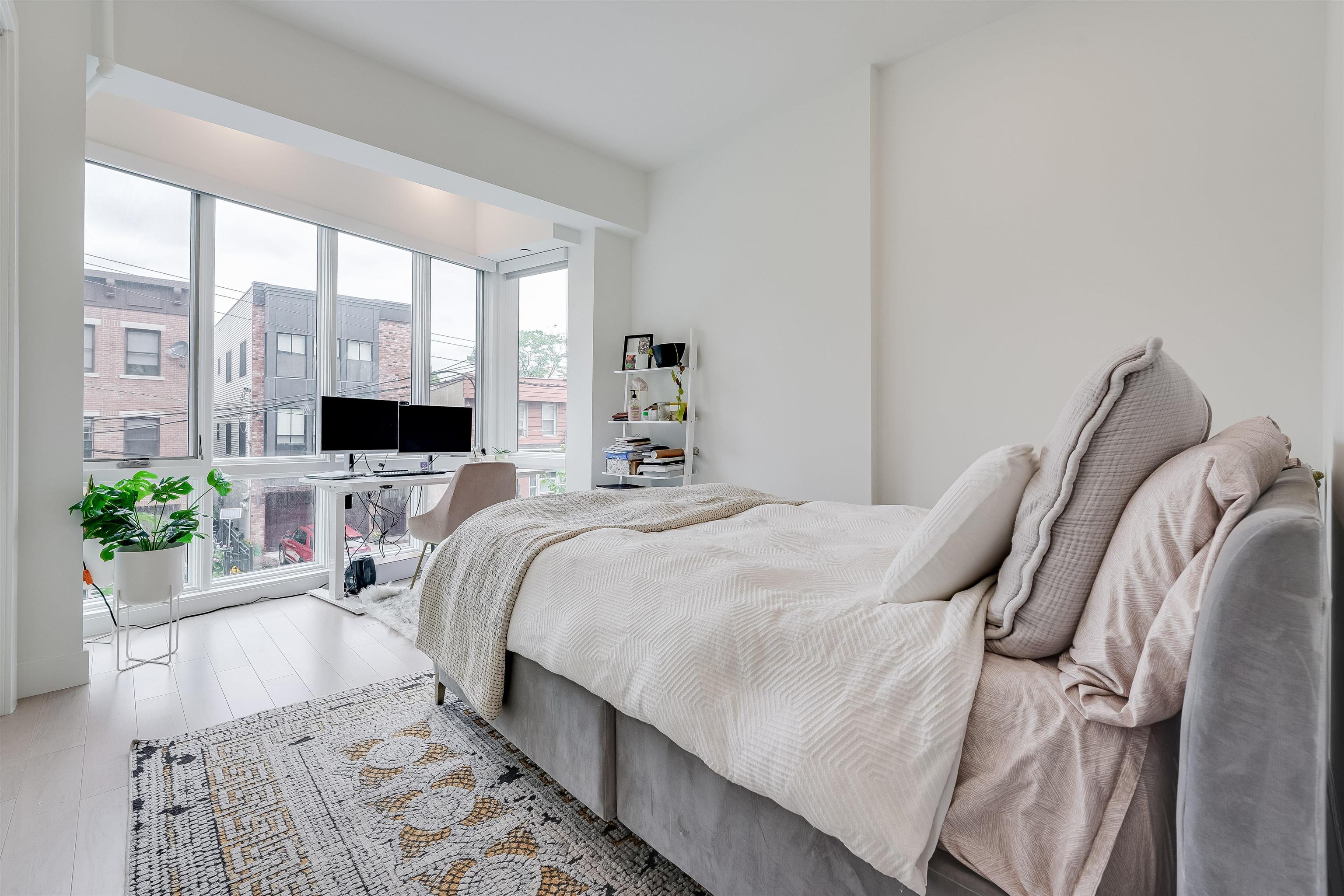 332 Newark Ave #2D, Jersey City, New Jersey image 16
