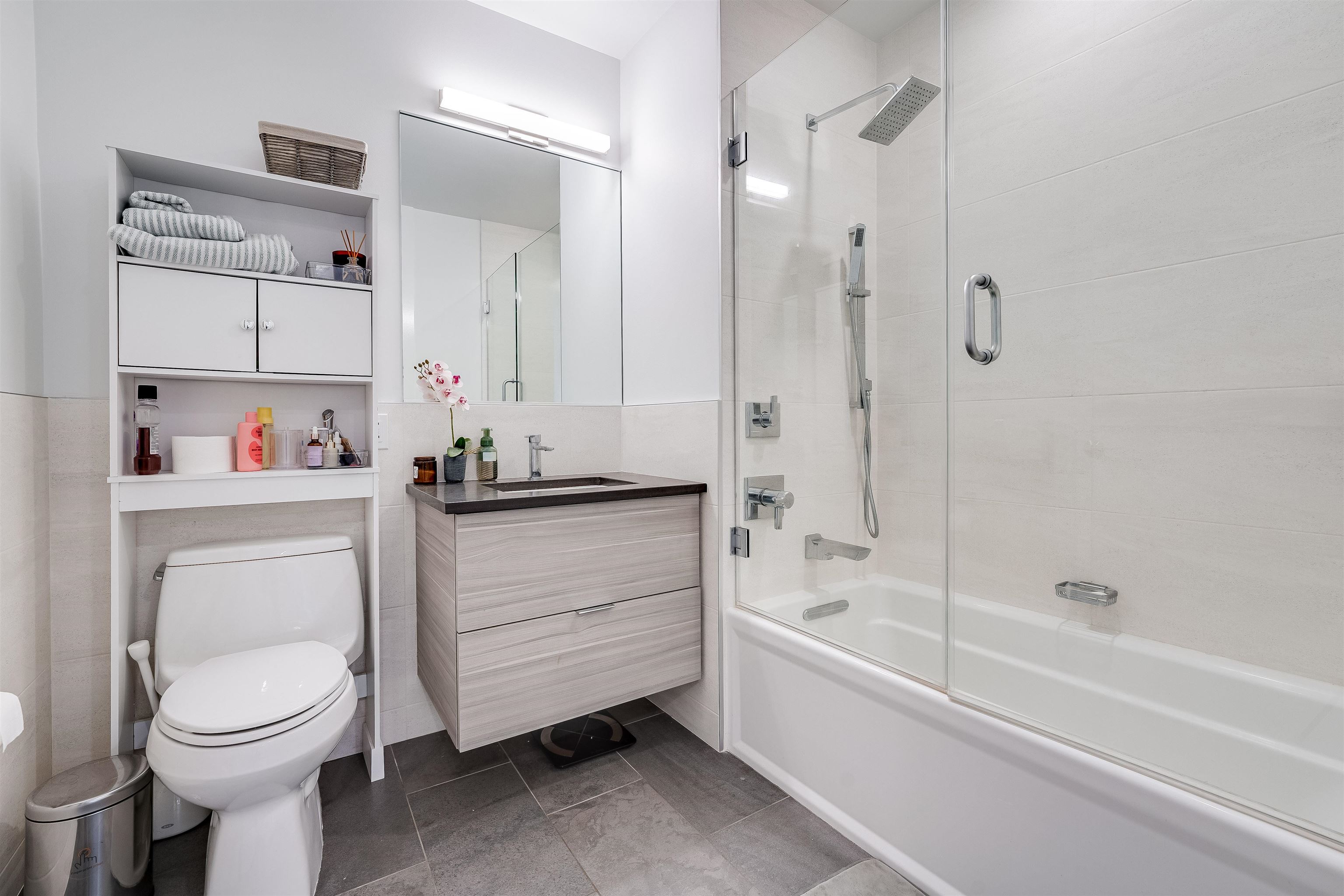 332 Newark Ave #2D, Jersey City, New Jersey image 13