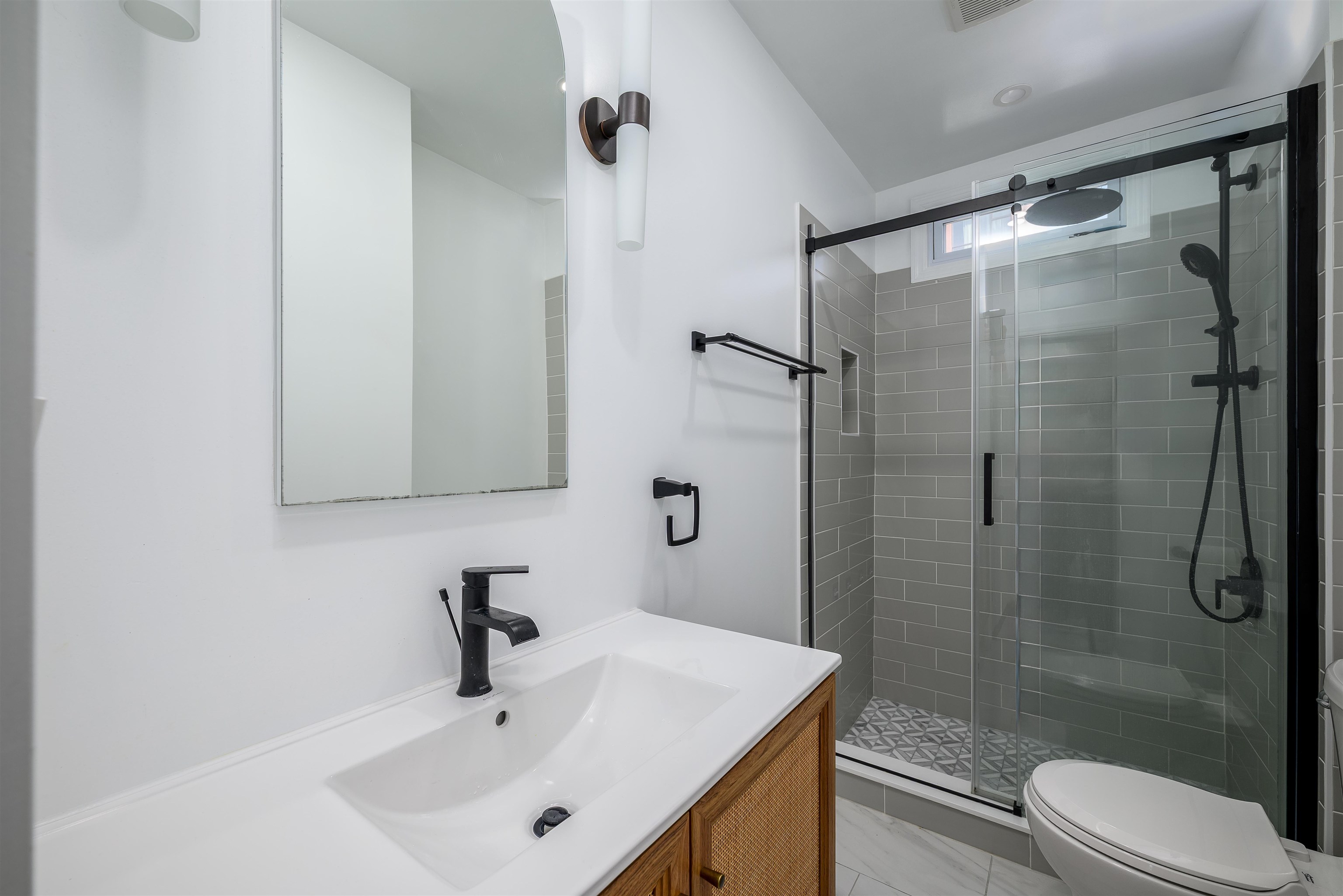 354 4th St, Jersey City, New Jersey image 8