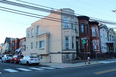 Multifamily For Sale - 185 Summit Ave<br/> Jersey City, NJ 07304