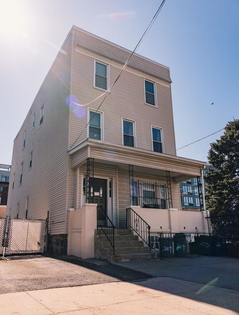 Multifamily For Sale - 207 Culver Ave<br/> Jersey City, NJ 07305