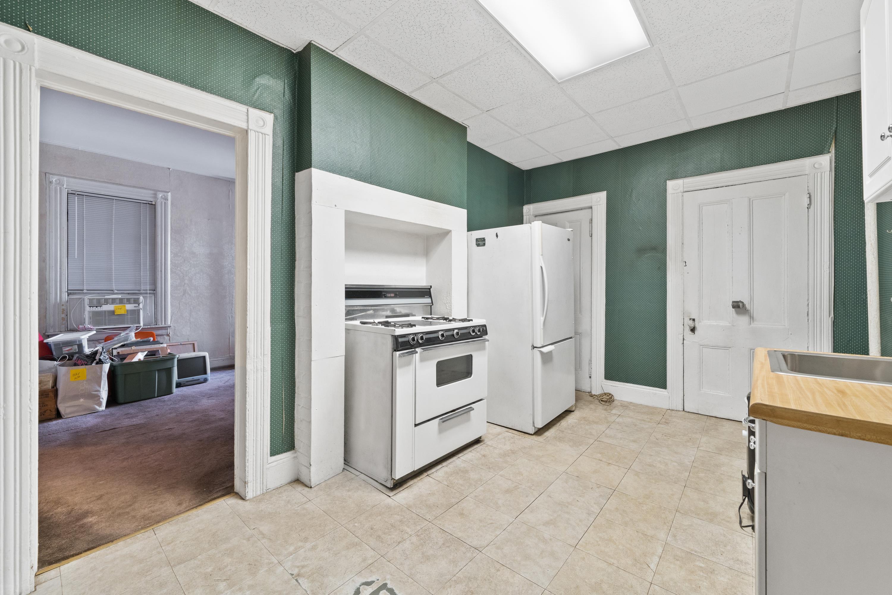 429 Kennedy Blvd, Bayonne, New Jersey image 6