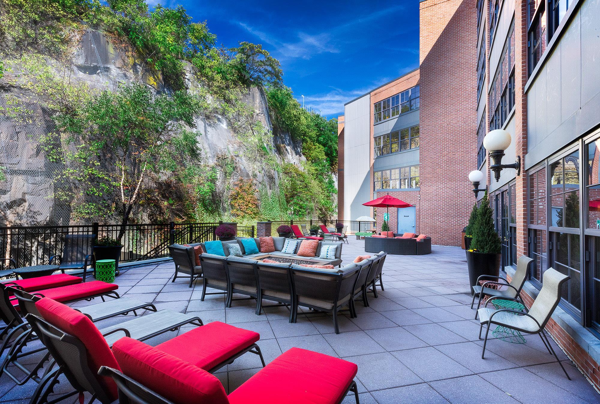 100 Paterson Plank Rd #523, Jersey City, New Jersey image 25