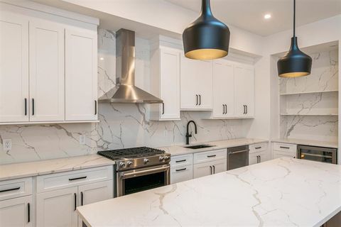 151 Webster Ave Unit 201, Jersey City, Heights, NJ 07307 - MLS#: 250008615