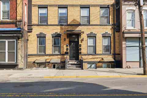 Condo For Sale - 684 Summit Ave #A1<br/> Jersey City, NJ 07306