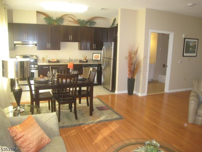25 Duncan Ave #210, Jersey City, New Jersey image 5