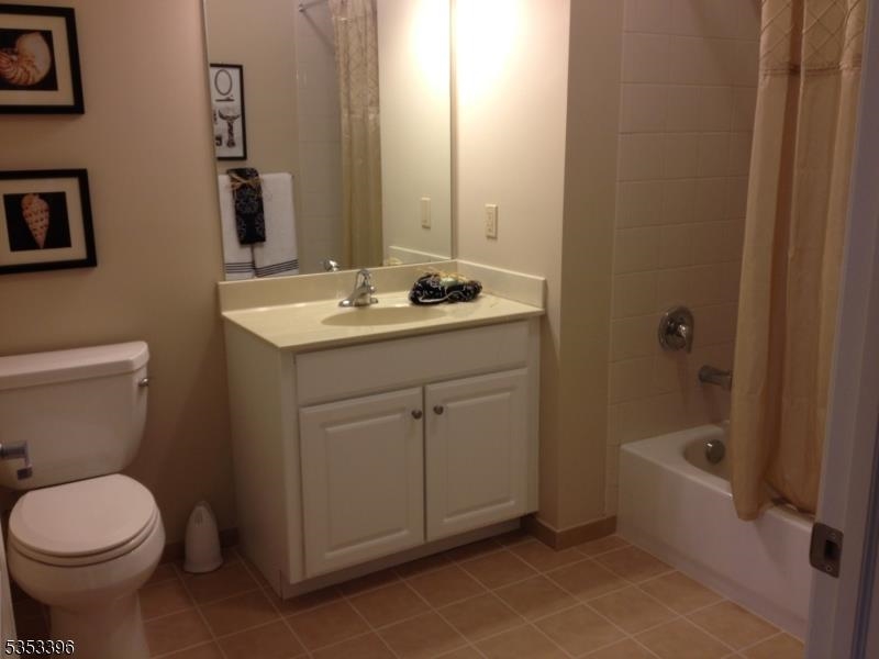 25 Duncan Ave #210, Jersey City, New Jersey image 14