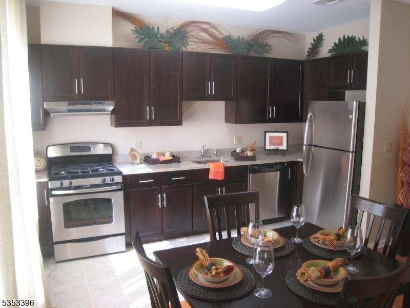 25 Duncan Ave #210, Jersey City, New Jersey image 6