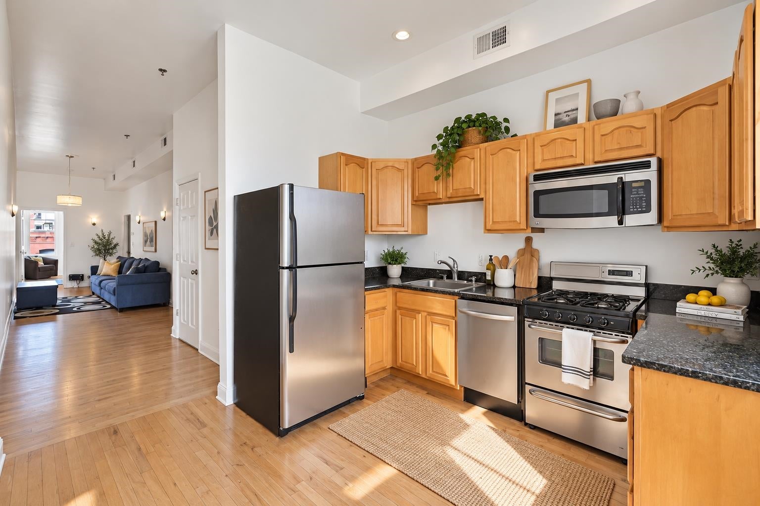 231 GRAND ST 5R