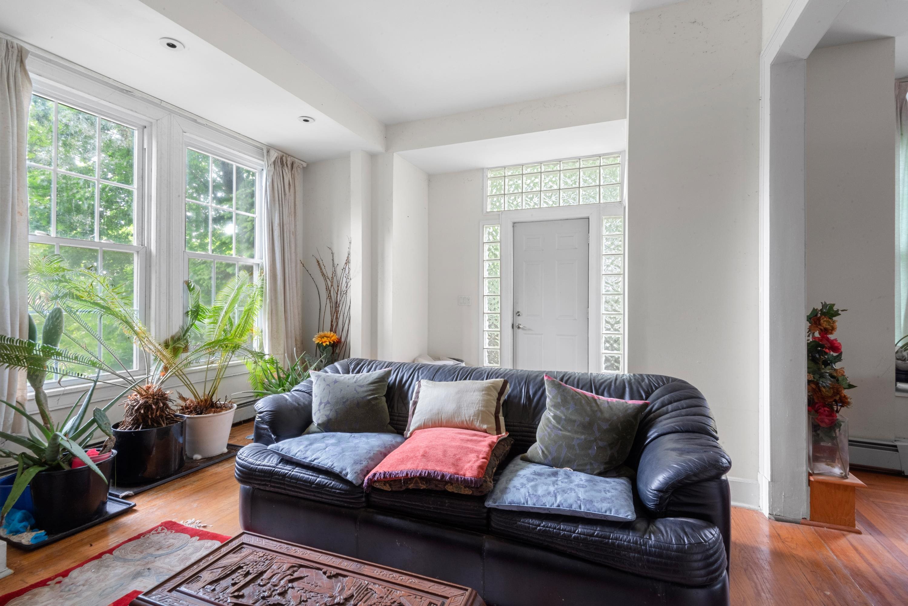 1208 River Rd, Edgewater, New Jersey image 28