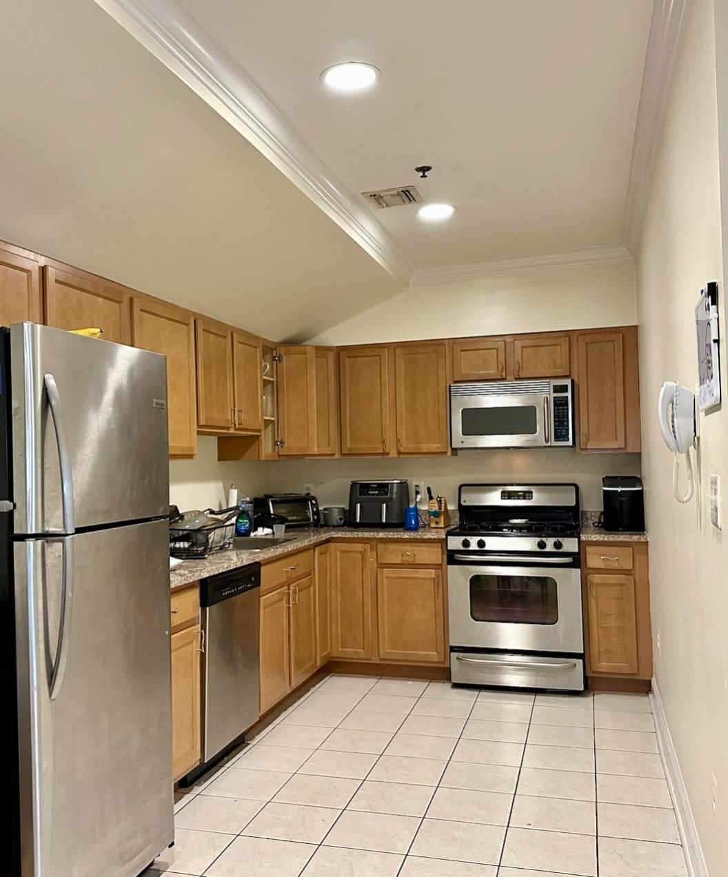 218 Jackson St #7, Hoboken, New Jersey image 5
