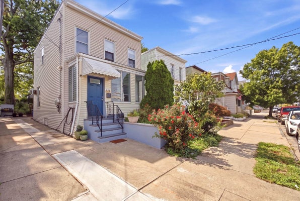 22 W 7TH ST, BAYONNE, NJ 07002 - Image 4d565ee4ea2e637bb6fcdd5dc29c5835/1810677571