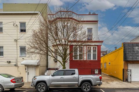 Multifamily For Sale - 413 51st St<br/> West New York, NJ 07093