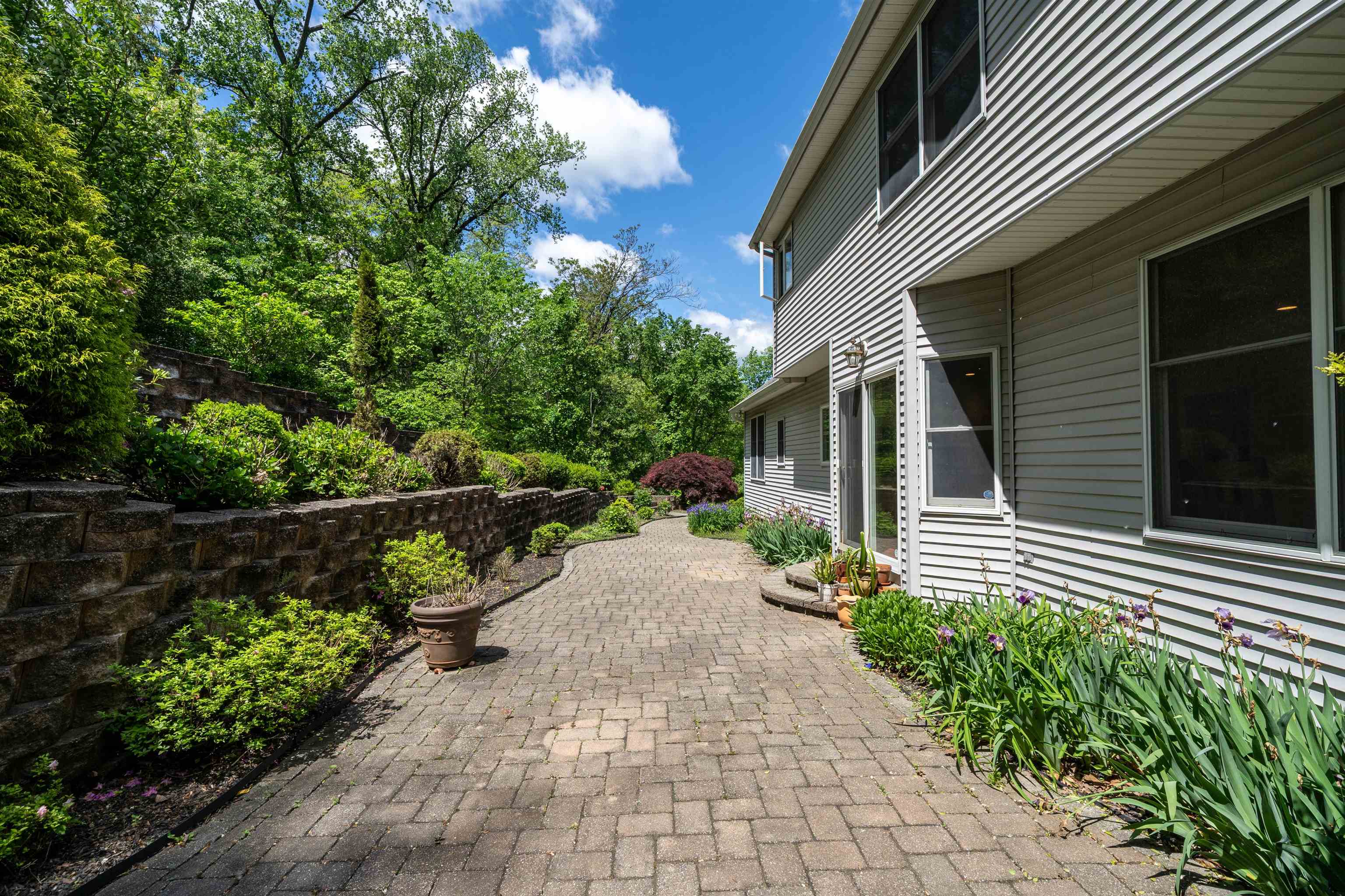 57 Terrace Ave, West Orange, New Jersey image 11