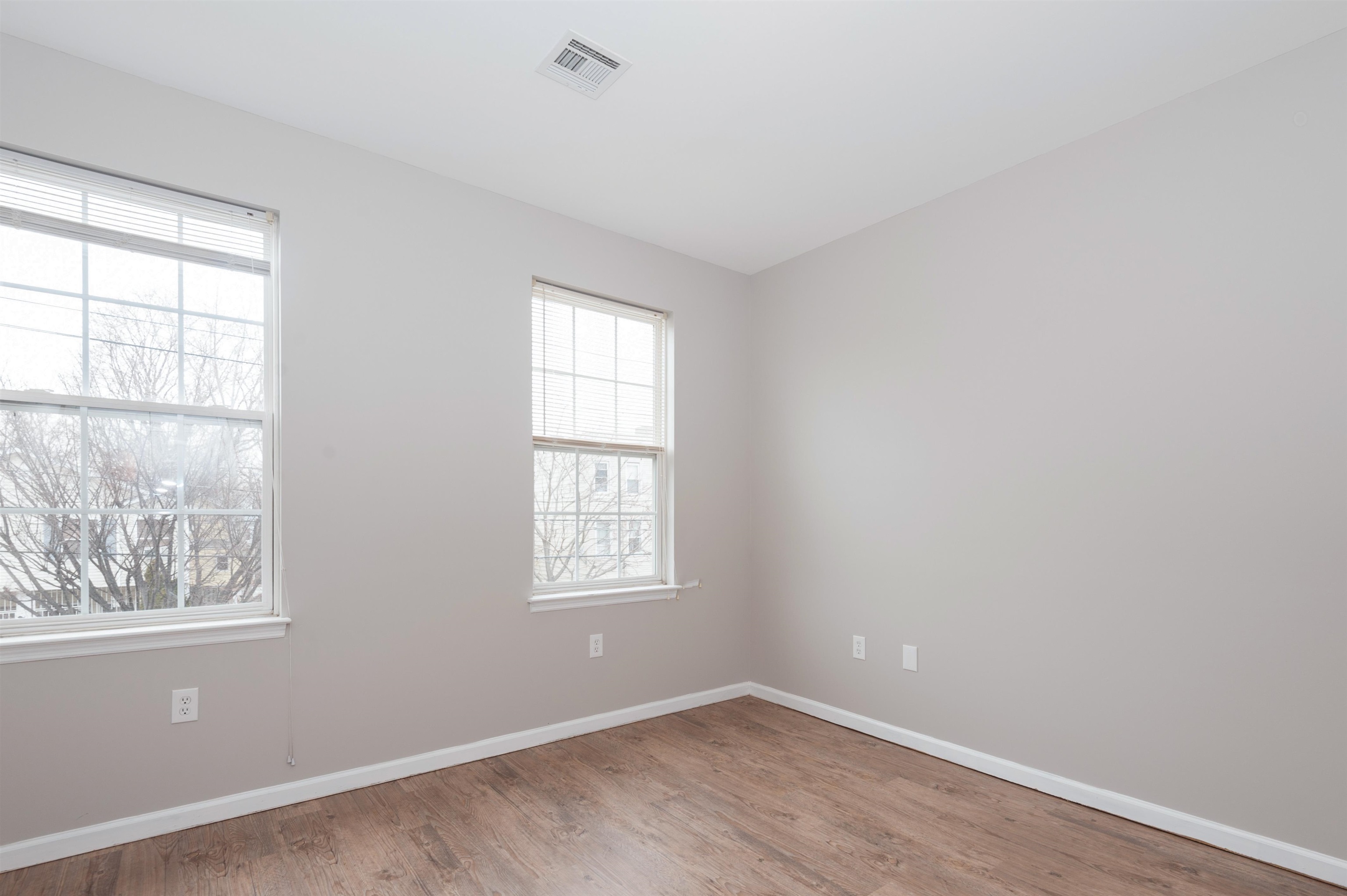 248 Pine St #UNIT B, Jersey City, New Jersey image 12
