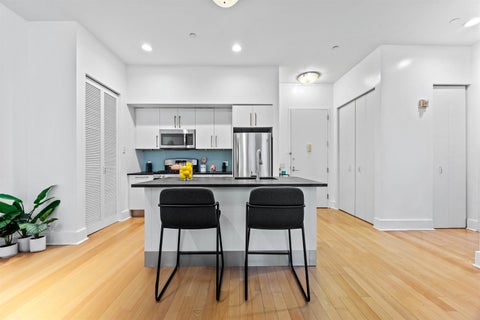 Condo For Sale - 4 Beacon Way #211<br/> Jersey City, NJ 07304