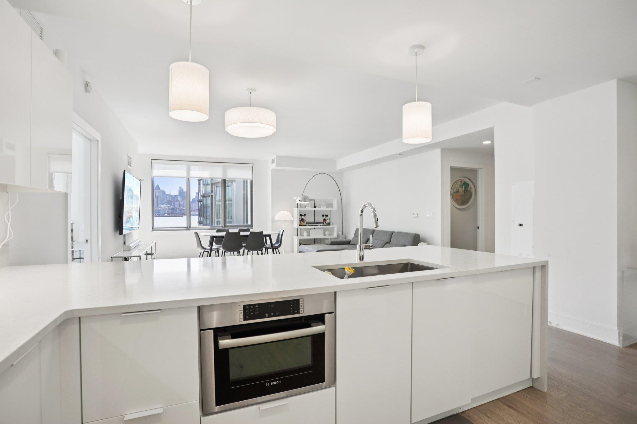 9 AVENUE AT PORT IMPERIAL #513