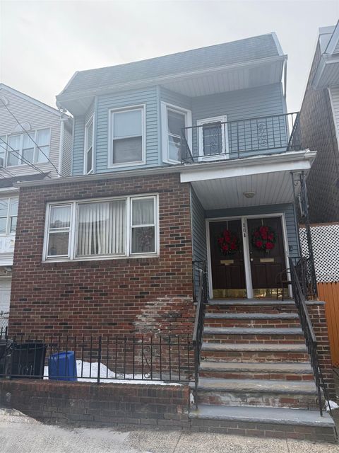 Multifamily For Sale - 101 Wilkinson Ave<br/> Jersey City, NJ 07305