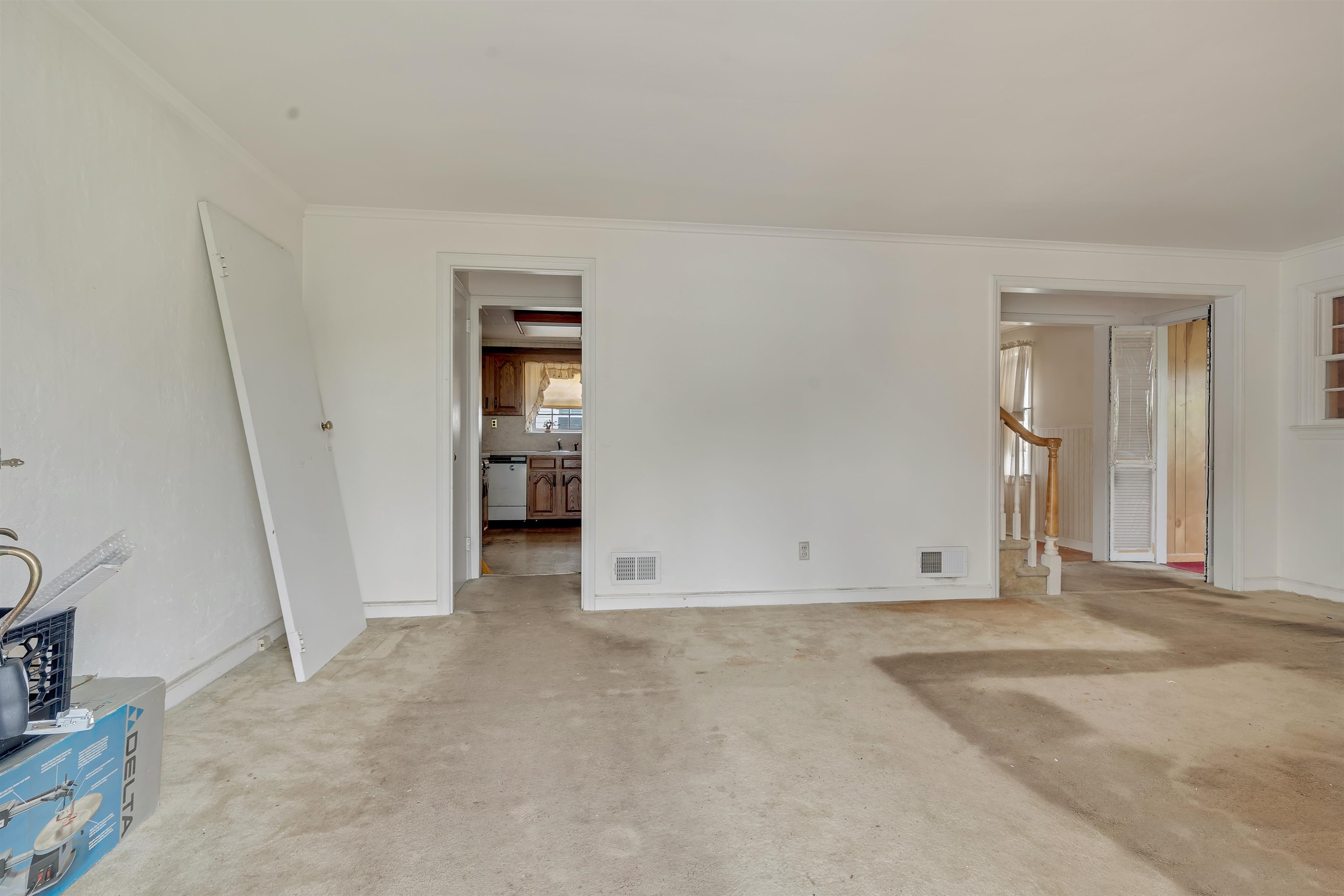 111 Seeley Ave, Kearny, New Jersey image 5