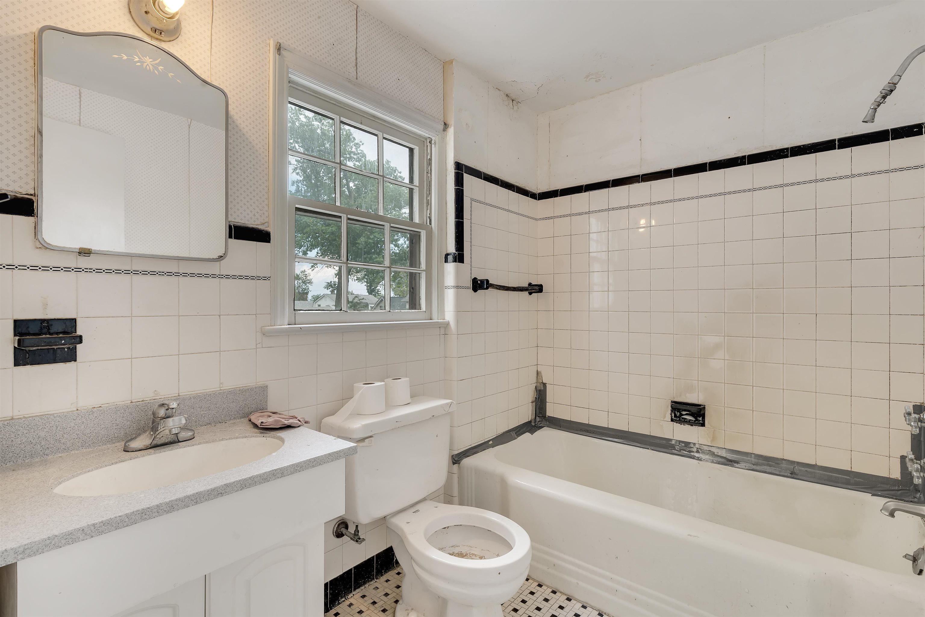 111 Seeley Ave, Kearny, New Jersey image 29