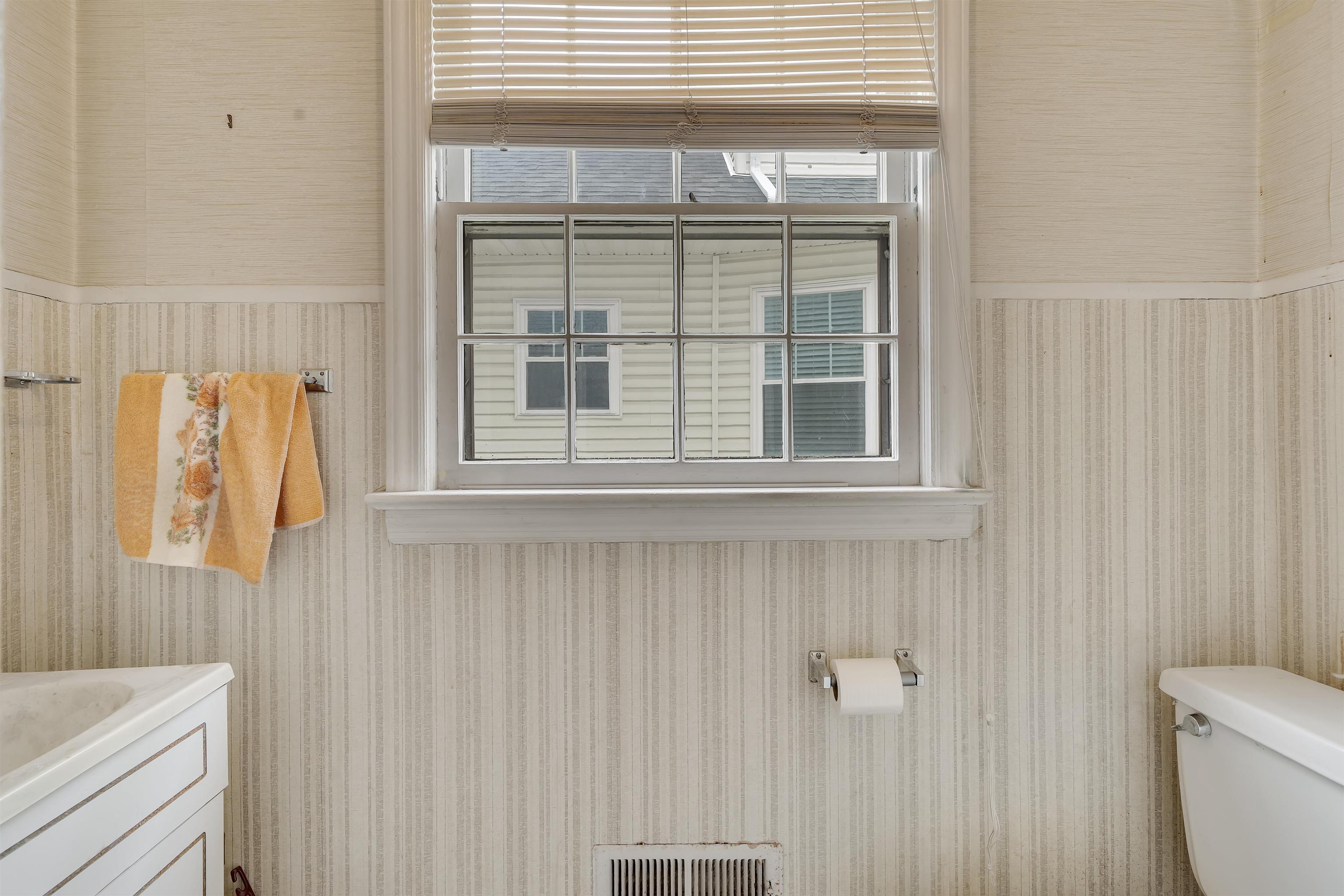 111 Seeley Ave, Kearny, New Jersey image 13