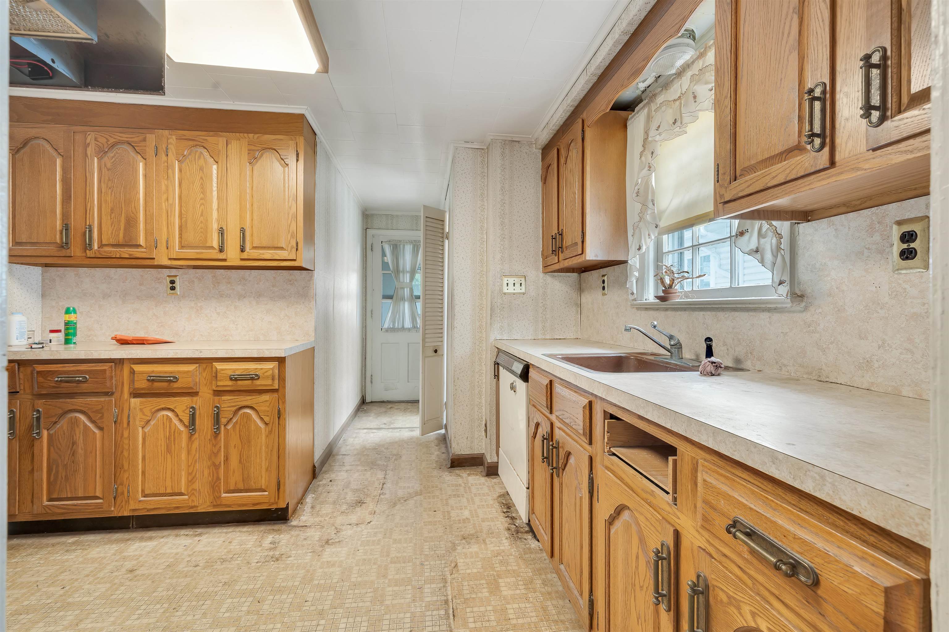 111 Seeley Ave, Kearny, New Jersey image 10