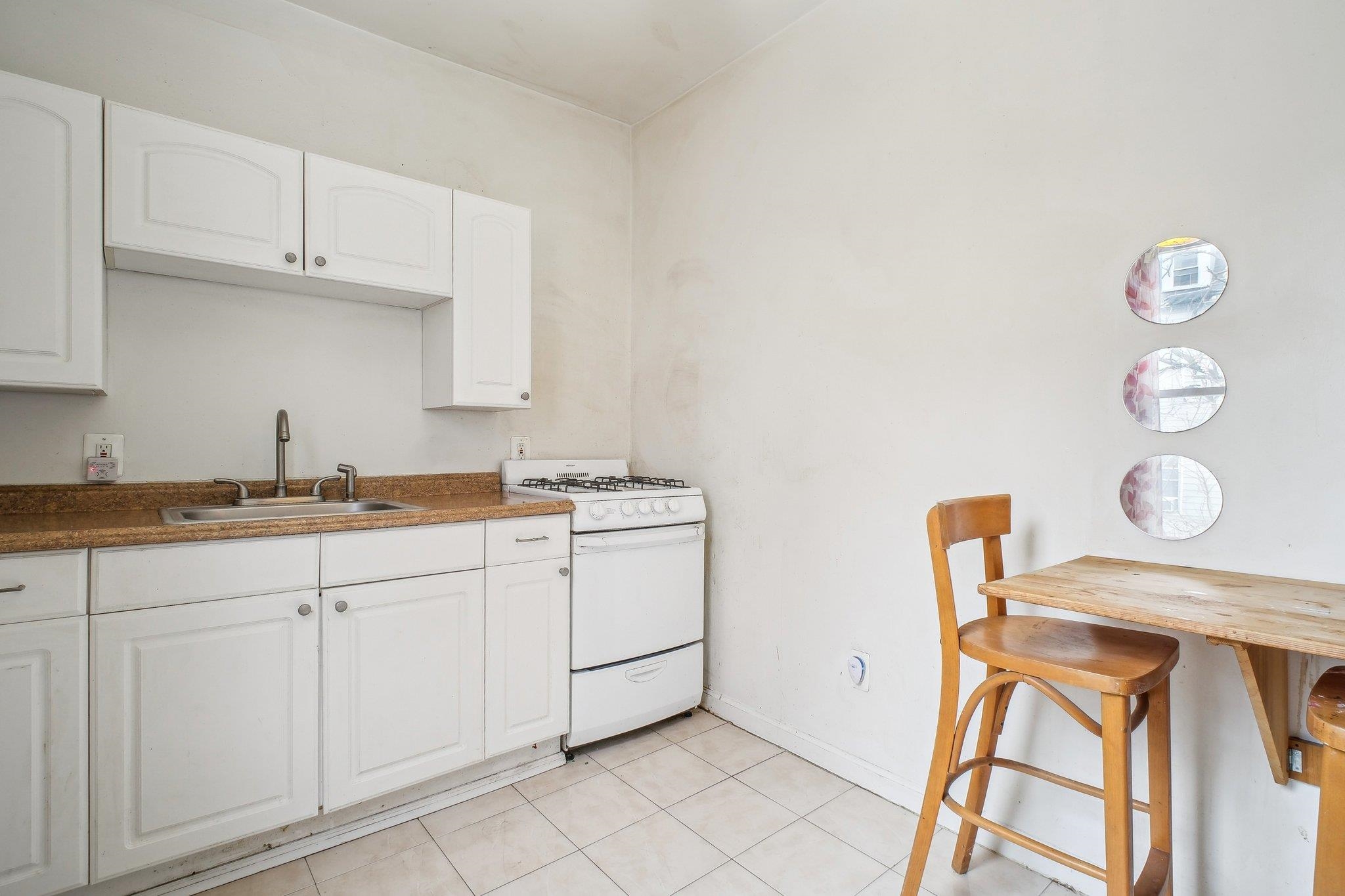 94 Linden Ave, Jersey City, New Jersey image 19