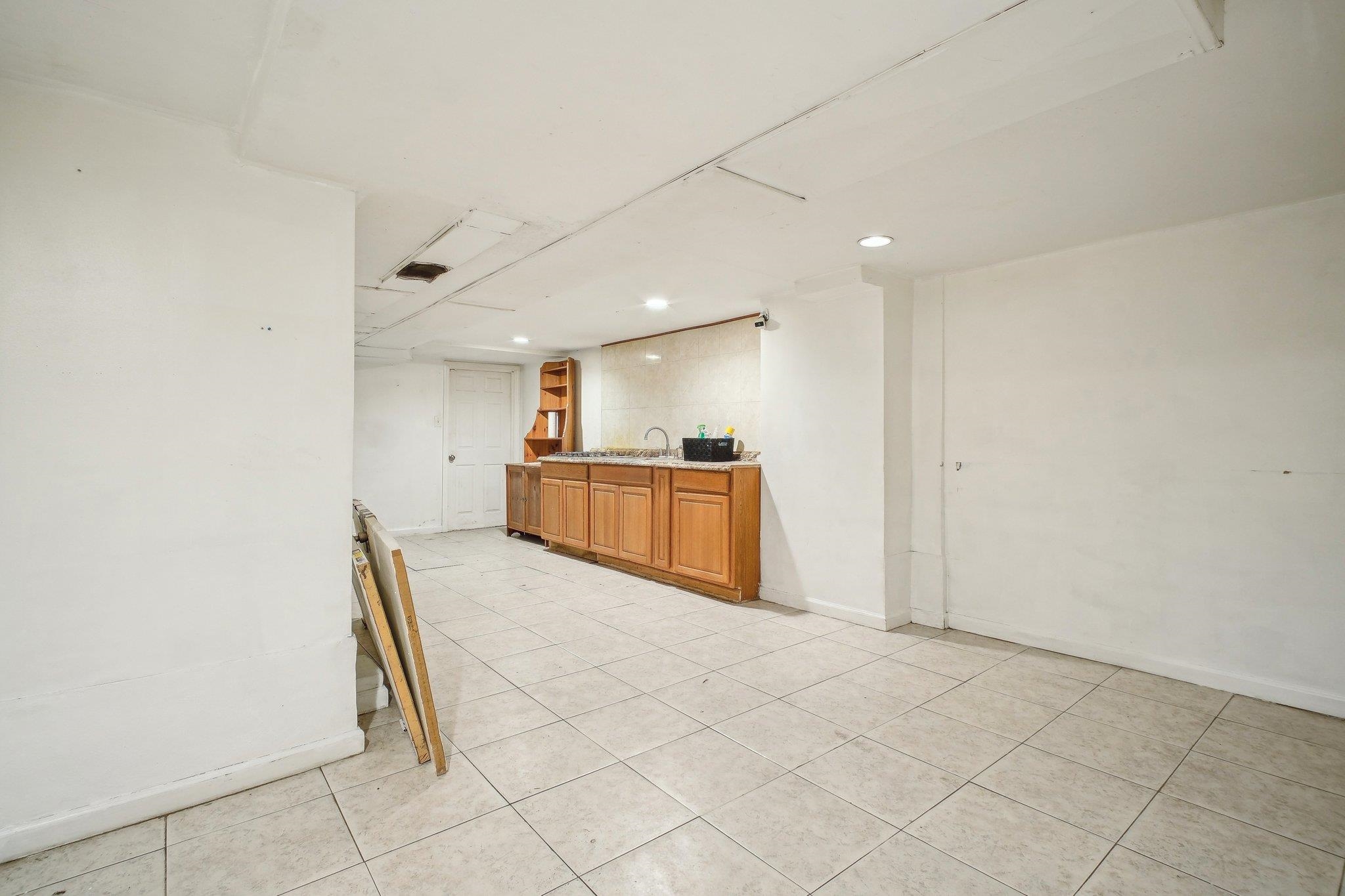 94 Linden Ave, Jersey City, New Jersey image 21