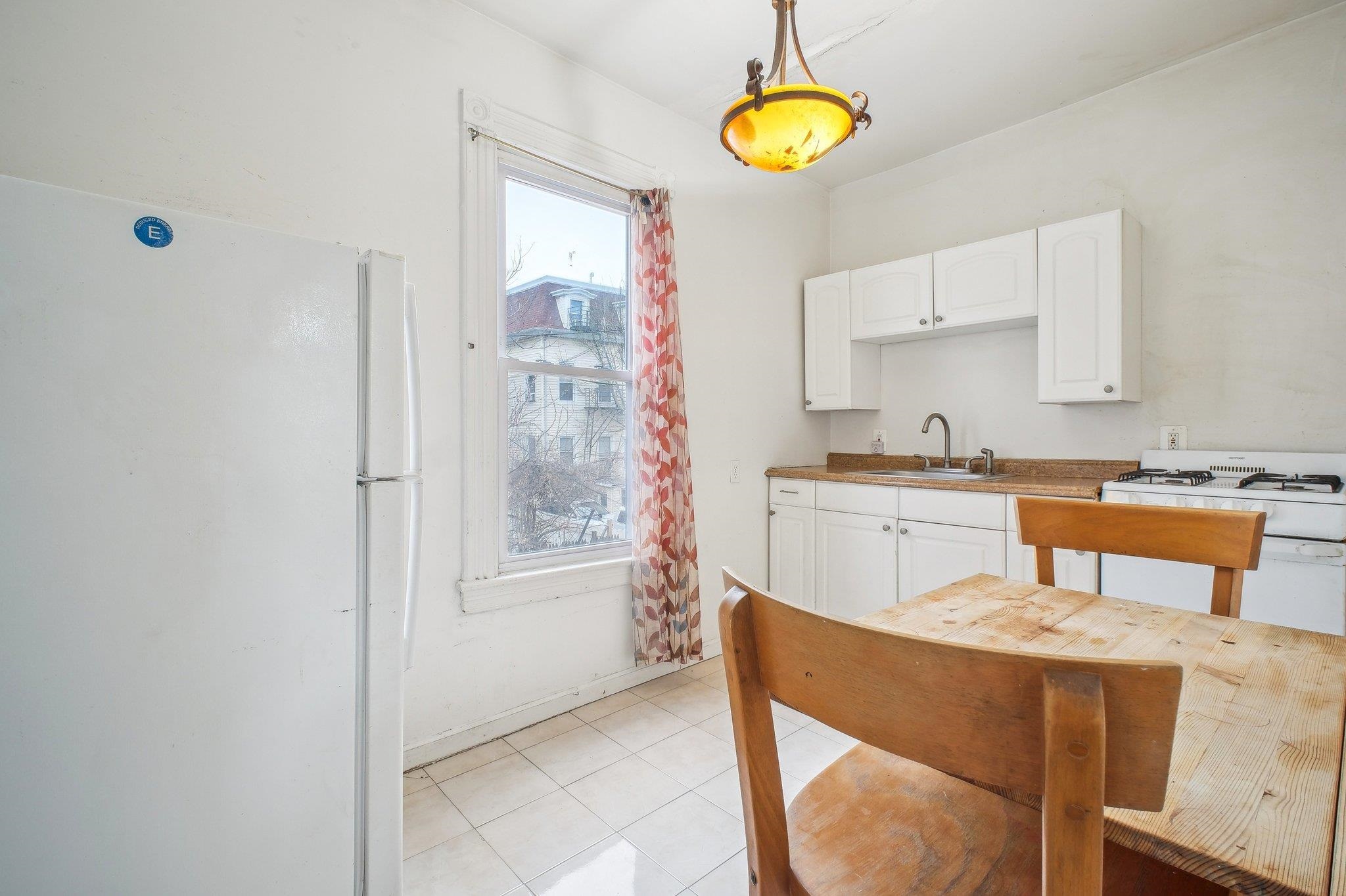 94 Linden Ave, Jersey City, New Jersey image 18