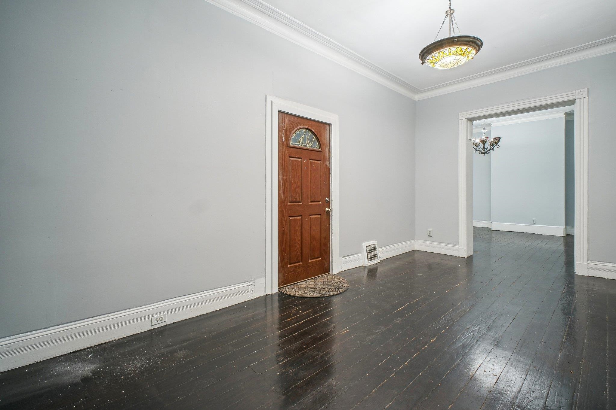 94 Linden Ave, Jersey City, New Jersey image 4