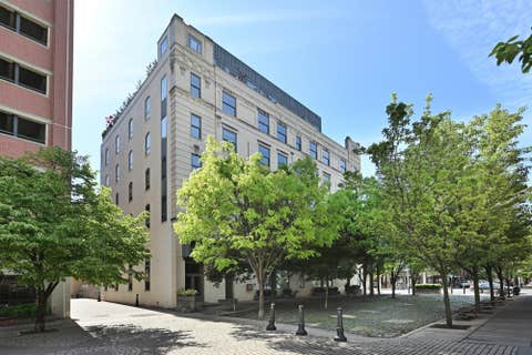 Featured picture for the property 240010004
