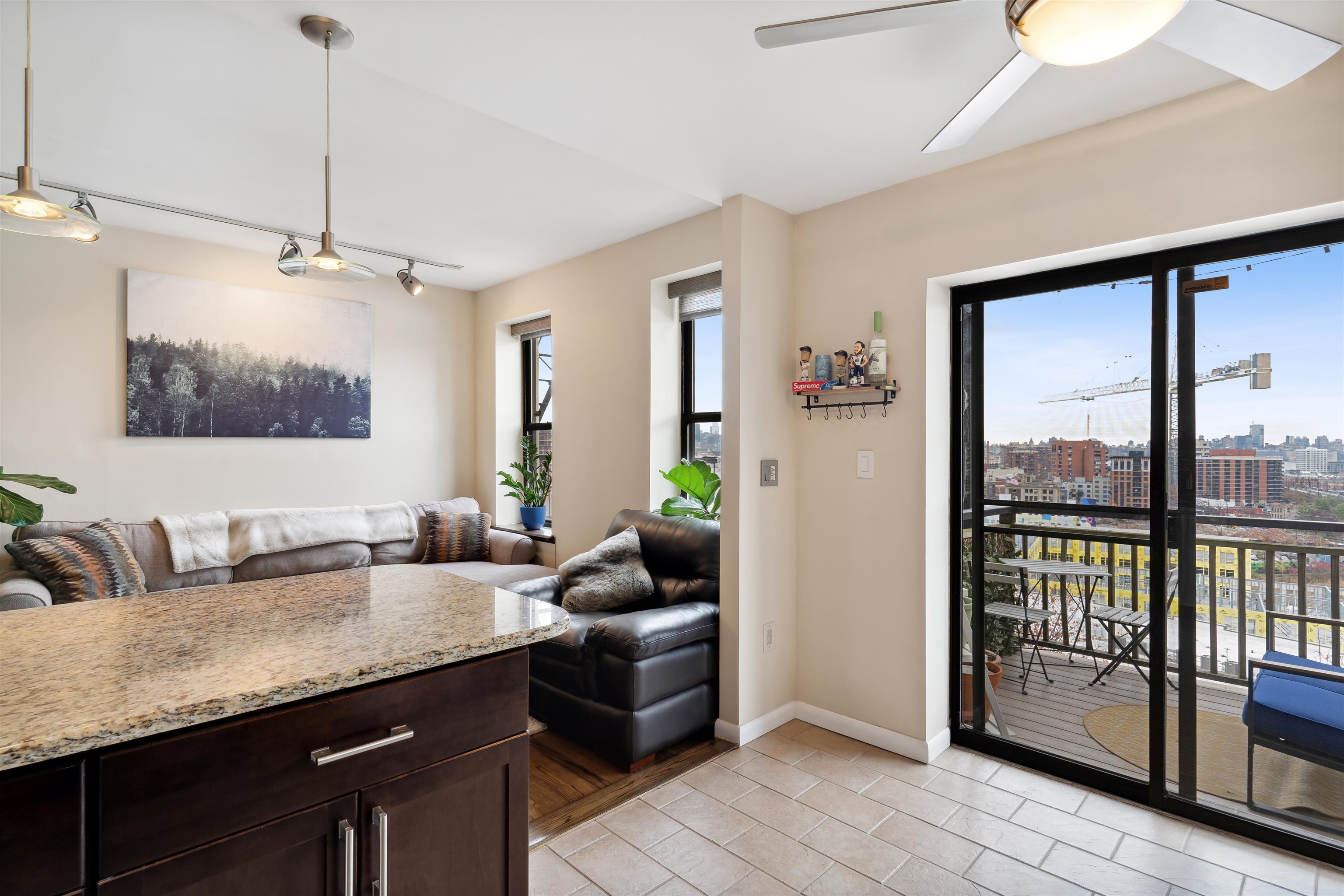 102 Ogden Ave #304, Jersey City, New Jersey image 1