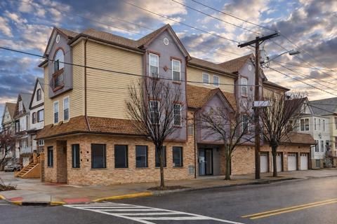 Condo For Sale - 687 Avenue A #201<br/> Hudson County, Bayonne, NJ 07002