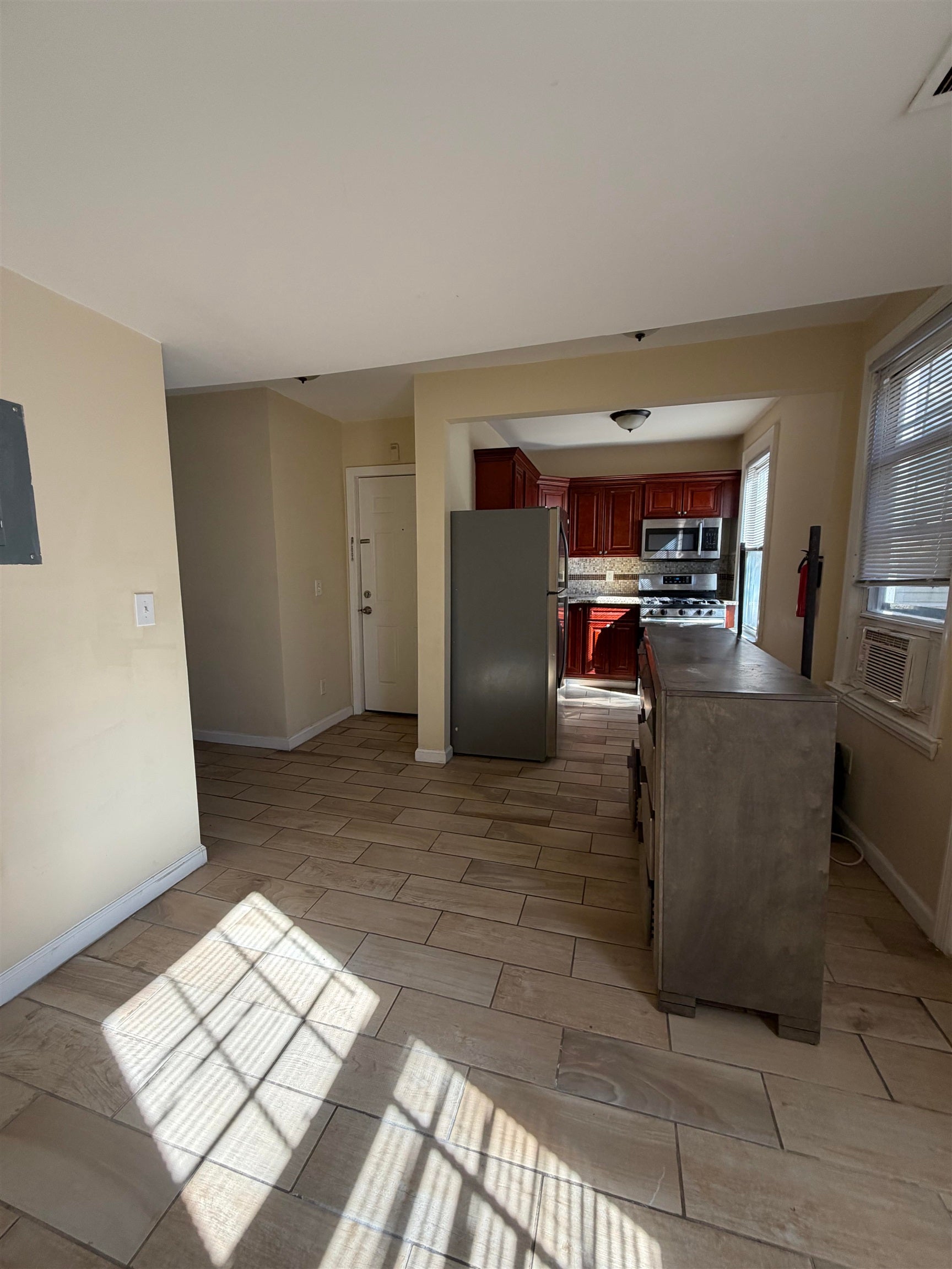 13 CRAWFORD ST