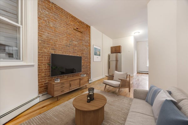 147 NEW YORK AVE APT 2L, JERSEY CITY, NJ 07307 - Image 4ee5ab3a1baf0a04ca7bbd2e51627d63/3655420938
