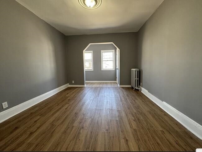 119 WOODLAWN AVE