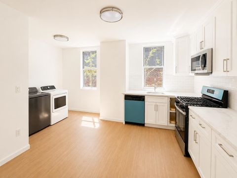 Multifamily For Sale - 521 Mercer St<br/> Jersey City, NJ 07306