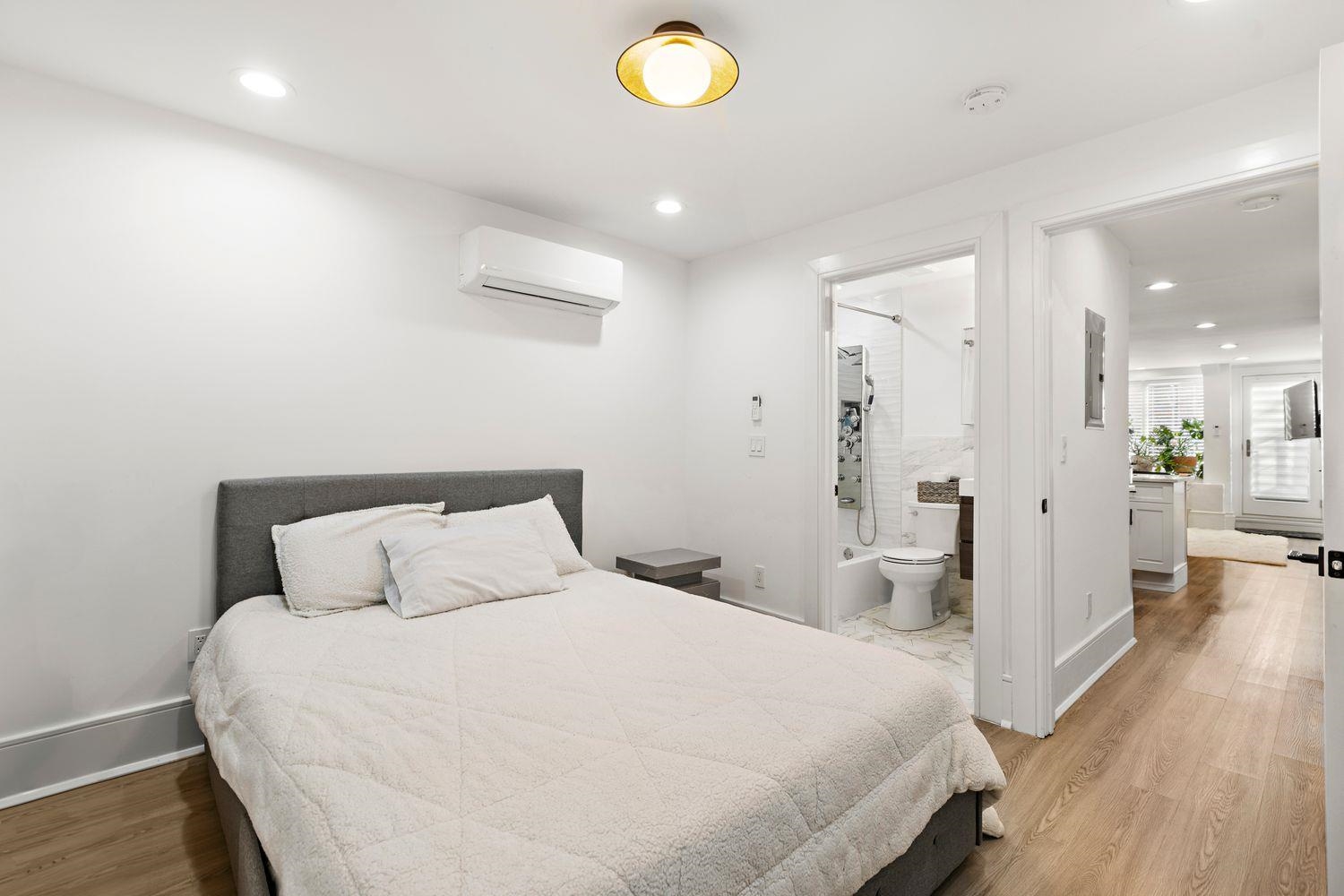 121 Coles St #1, Jersey City, New Jersey image 8