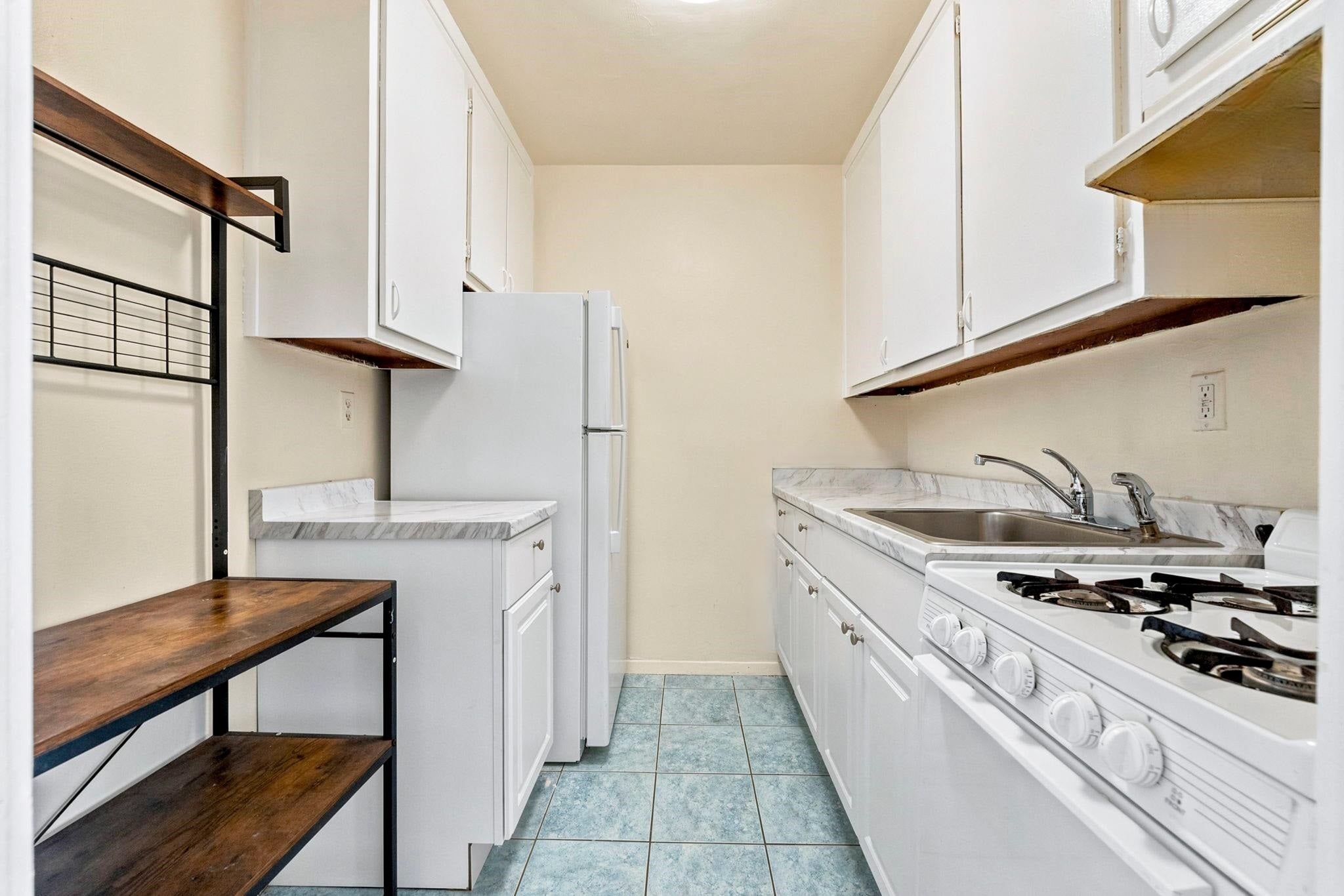 Search Homes 4 201 ST PAULS AVE 11B