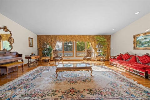Apartment For Rent - 287 Avenue E #1<br/> Hudson County, Bayonne, NJ 07002