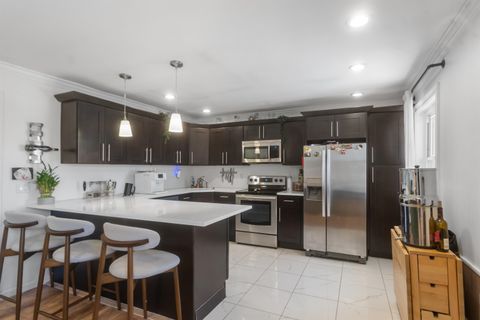 Condo For Sale - 2 Radio Ave #C12<br/> Secaucus, NJ 07094