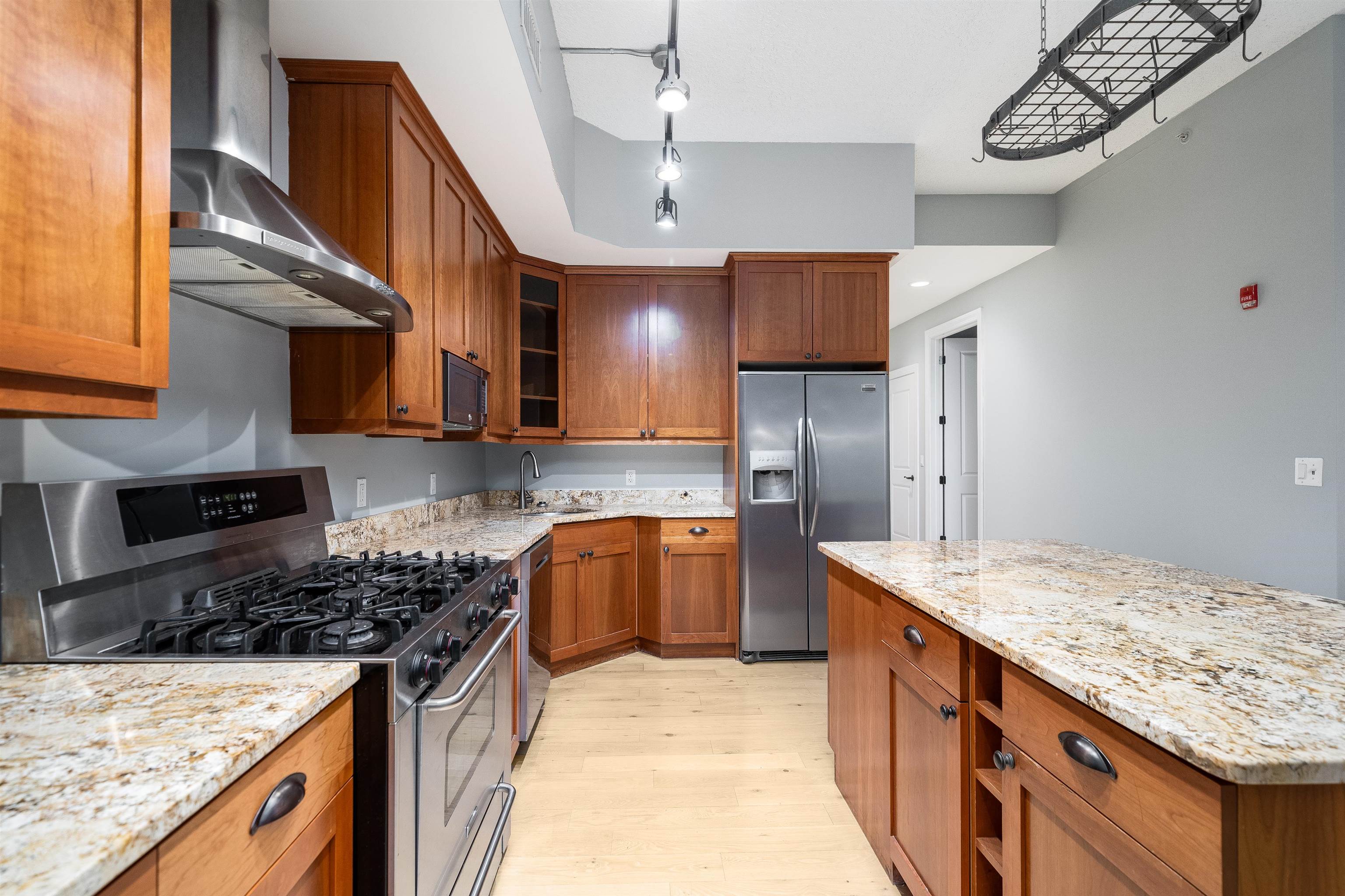 100 Paterson Plank Rd #428, Hoboken, New Jersey image 2