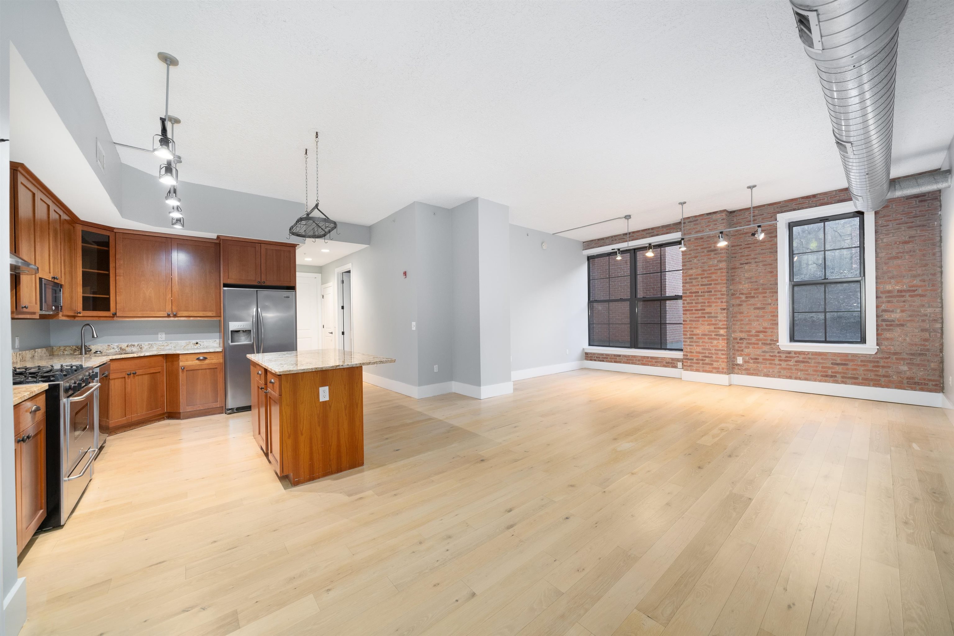 100 Paterson Plank Rd #428, Hoboken, New Jersey image 1