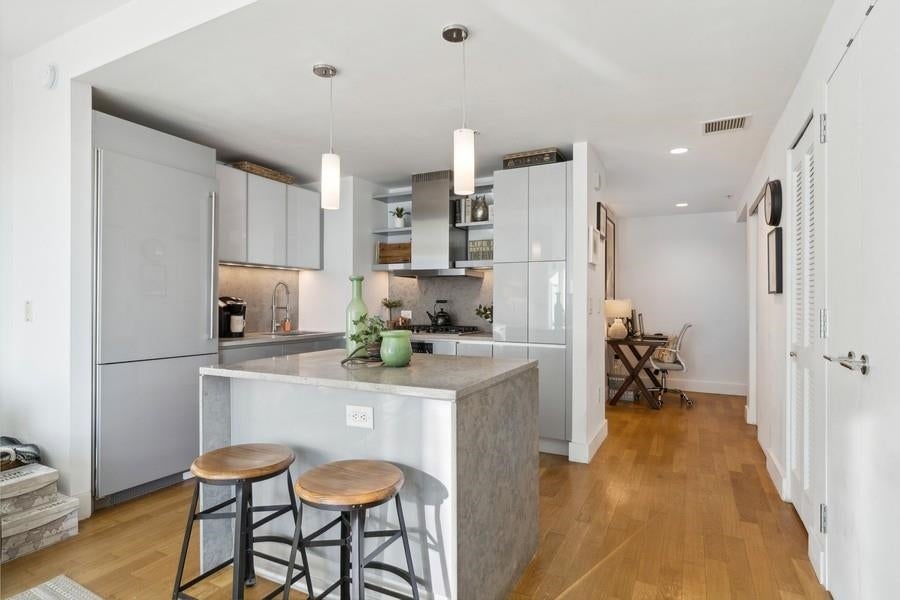 77 HUDSON ST 2612