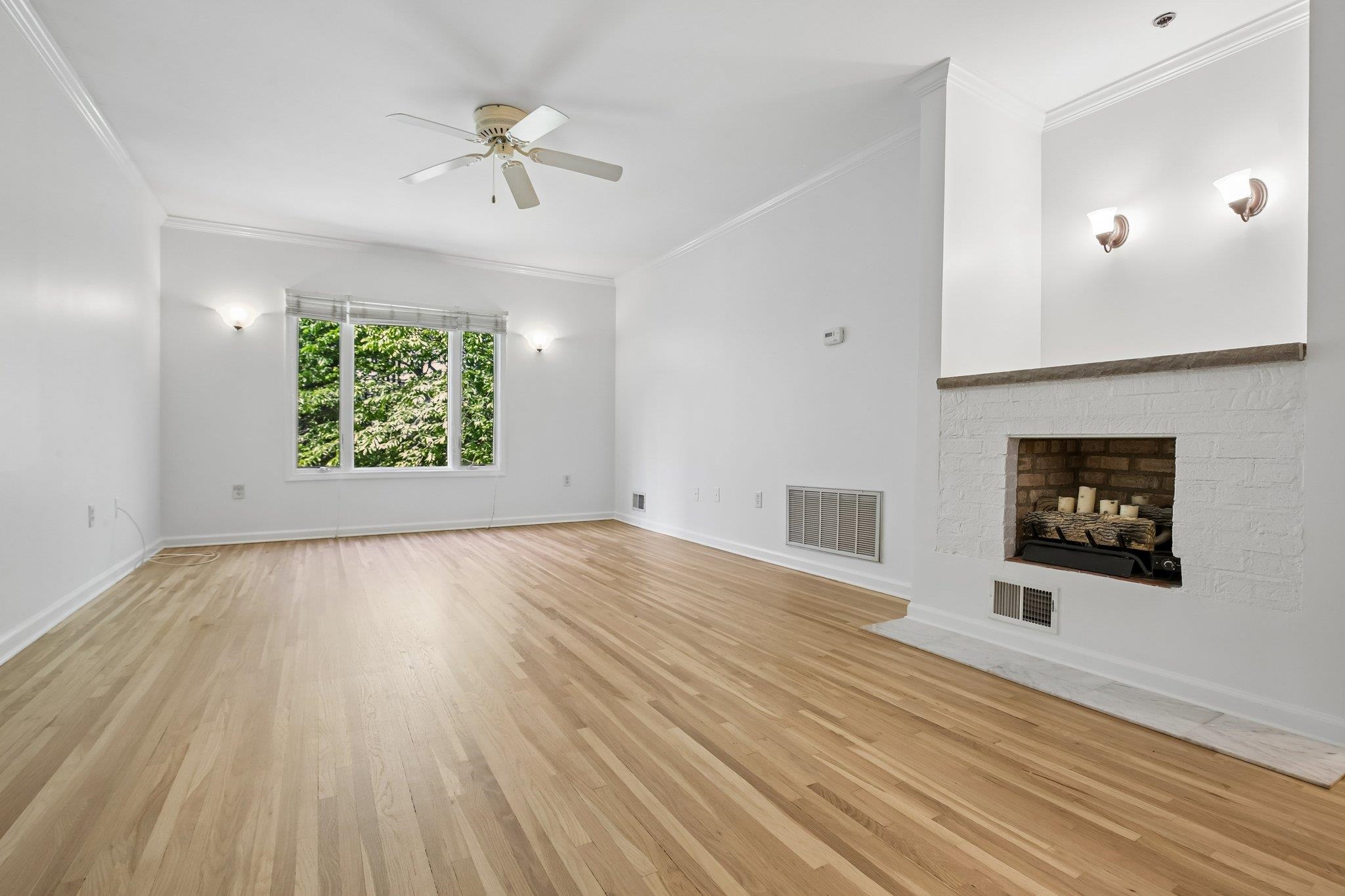508 1ST ST 2W