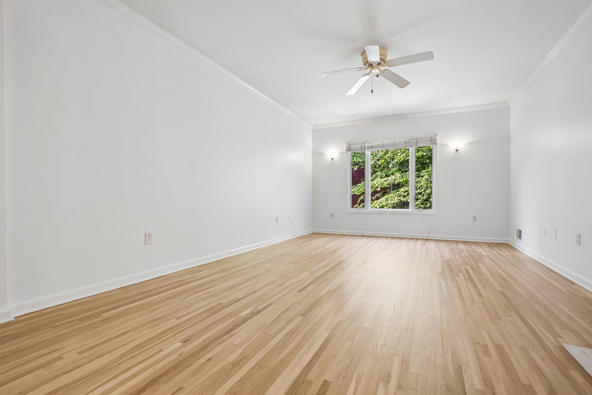 508 1ST ST 2W